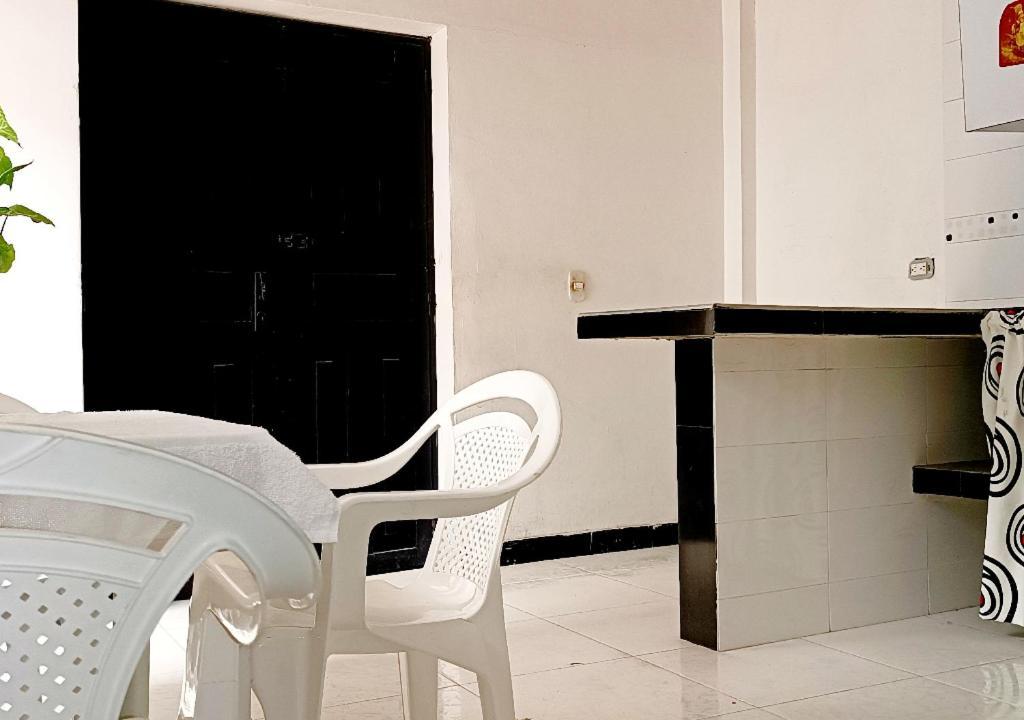 Hospedaje Carmelita Tocaima Bagian luar foto
