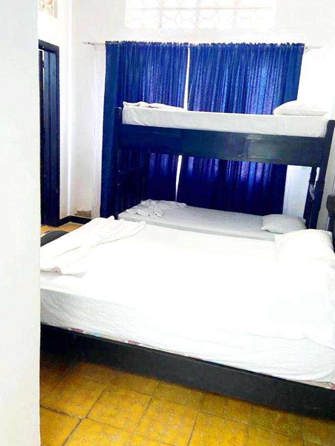 Hospedaje Carmelita Tocaima Bagian luar foto