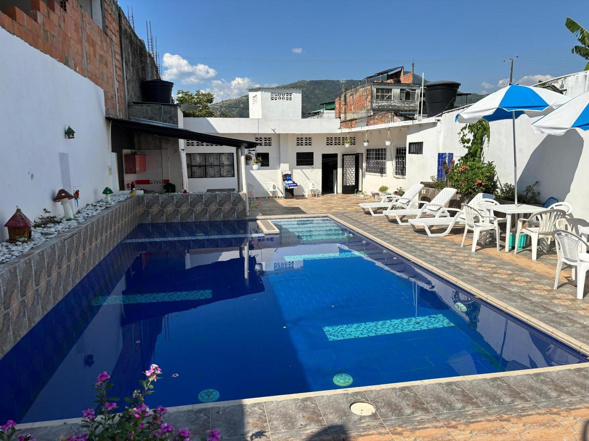 Hospedaje Carmelita Tocaima Bagian luar foto
